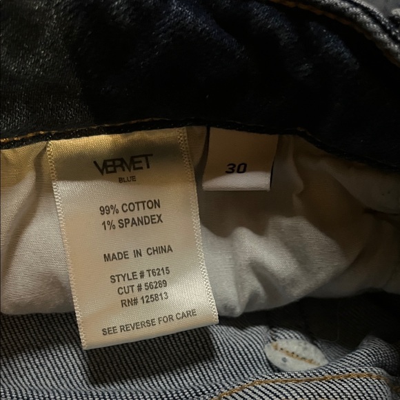 High Rise Distressed Denim Jeans - Picture 4 of 4